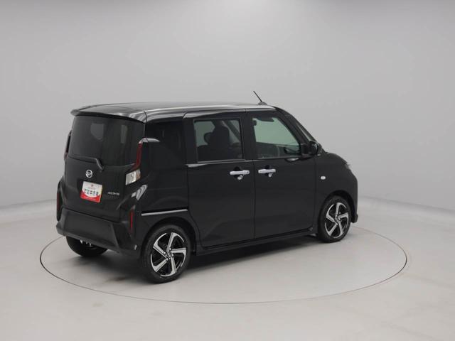 ムーヴＲＳ両側電動スライドドア　ＬＥＤヘッドライト　スマートキー　バックカメラ　禁煙車　電動パーキングブレーキ　車線逸脱抑制制御機能　衝突回避支援ブレーキ機能　誤発進抑制機能（愛知県）の中古車