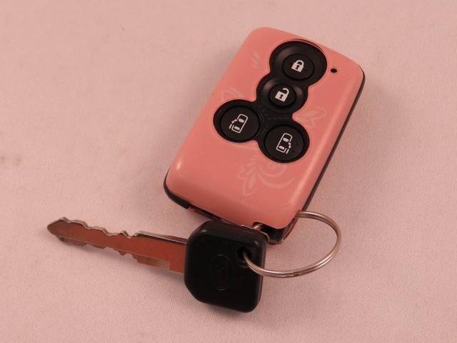 タントカスタムRS SAキーレス スマートアシスト ABS CVT ハロゲンヘッドライト ナビゲーション ETC ミラクルオープンドア バックモニター パワステ エアバック ミラクルウォークスルー プッシュスタート ターボ(愛知県)の中古車