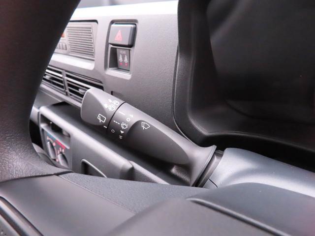 ハイゼットカーゴＤＸ　アイドリングストップＡＭ／ＦＭラジオ　キーレス　エアバック　ＡＢＳ　ＣＶＴ　両側スライドドア（愛知県）の中古車