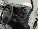 ２ＷＤ・５ＭＴ・ＡＭ／ＦＭラジオ・３方開・マニュアルエアコン（愛知県）の中古車
