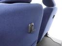 オーディオレス　バックカメラ　ＬＥＤヘッドライト　運転席・助手席シートヒーター　フォグランプ　アイドリングストップ　プッシュスタート　エアバック　ＡＢＳ　ＣＶＴ　キーフリー（愛知県）の中古車