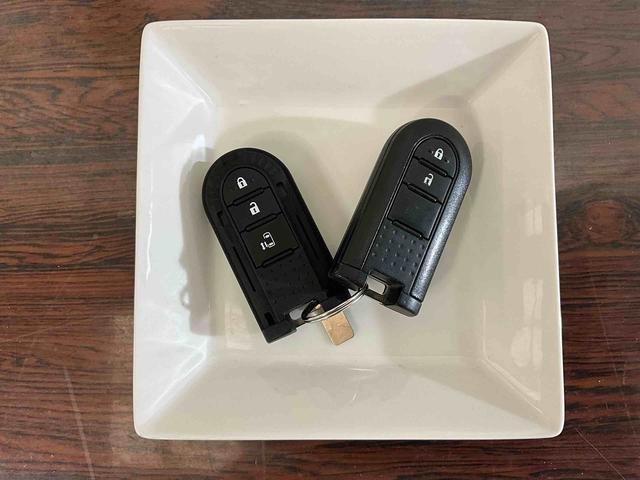 タントカスタムＸ　トップエディションＳＡIIワンオーナー　衝突軽減ブレーキ　認定中古車　ナビ　キーレスエントリー　プッシュボタンスタート　オートライト　ＬＥＤヘッドライト　ＥＴＣ　左側電動スライドドア（京都府）の中古車