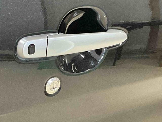 タントカスタムＸ　トップエディションＳＡIIワンオーナー　衝突軽減ブレーキ　認定中古車　ナビ　キーレスエントリー　プッシュボタンスタート　オートライト　ＬＥＤヘッドライト　ＥＴＣ　左側電動スライドドア（京都府）の中古車