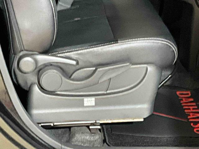 タントカスタムＸ　トップエディションＳＡIIワンオーナー　衝突軽減ブレーキ　認定中古車　ナビ　キーレスエントリー　プッシュボタンスタート　オートライト　ＬＥＤヘッドライト　ＥＴＣ　左側電動スライドドア（京都府）の中古車