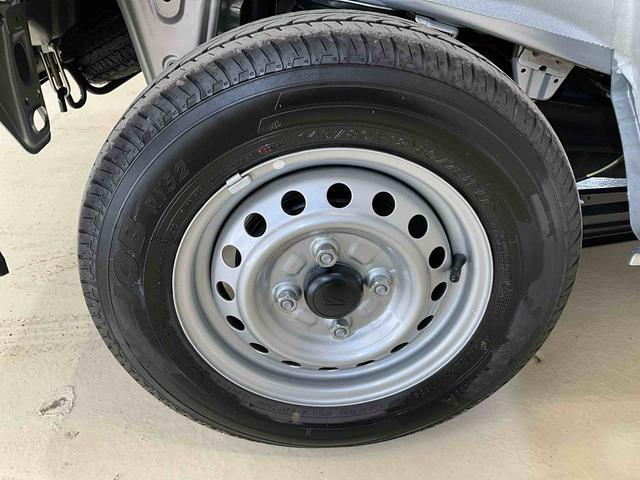 ハイゼットカーゴＤＸ　ラジオ付き　４ＷＤラジオ　スマートアシスト　４ＷＤ　キーフリーシステム　１４５／８０Ｒ１２インチタイヤ　オートライト　リヤヒーター（京都府）の中古車