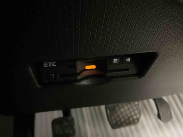 タントカスタムＲＳセレクション　ターボ　スマートアシスト　２ＷＤターボ　スマートアシスト　バックカメラ　アダプティブクルーズコントロール　ＬＥＤヘッドライト　Aftermarketナビ　フルセグチューナー　ブルートゥース対応　両側リヤパワースライドドア　オートエアコン　ＡＢＳ（京都府）の中古車