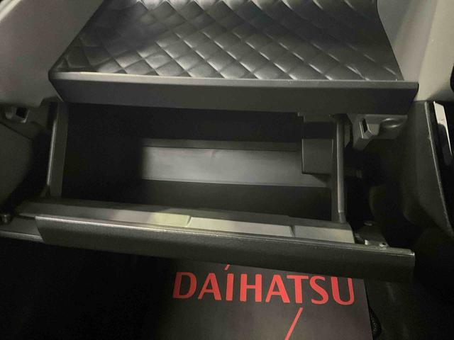 タントカスタムＲＳセレクション　ターボ　スマートアシスト　２ＷＤターボ　スマートアシスト　バックカメラ　アダプティブクルーズコントロール　ＬＥＤヘッドライト　Aftermarketナビ　フルセグチューナー　ブルートゥース対応　両側リヤパワースライドドア　オートエアコン　ＡＢＳ（京都府）の中古車