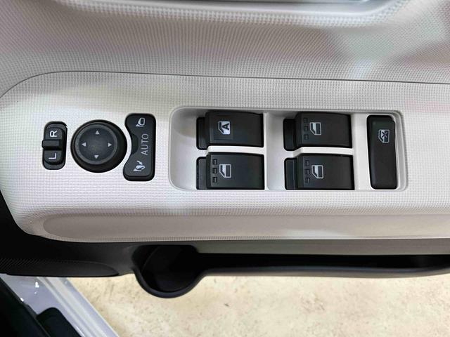 ムーヴキャンバスストライプスＧ　スマートアシスト　２ＷＤ　ＣＶＴ両側リヤパワースライドドア　スマートアシスト　バックカメラ　プッシュボタンエンジンスタート　ＬＥＤヘッドライト　コーナーセンサー　オートエアコン　オートライト　シートヒーター　フォグランプ　ＡＢＳ（京都府）の中古車