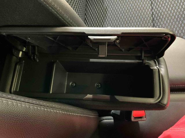 タントカスタムＲＳ　ターボ　スマートアシスト　２ＷＤ　ＣＶＴナビ　フルセグチューナー　ブルートゥース対応　パノラマモニター　ドライブレコーダー　ＥＴＣ　ターボ　スマートアシスト　プッシュボタ　ンエンジンスタート　両側リヤパワースライドドア　ＬＥＤヘッドライト（京都府）の中古車