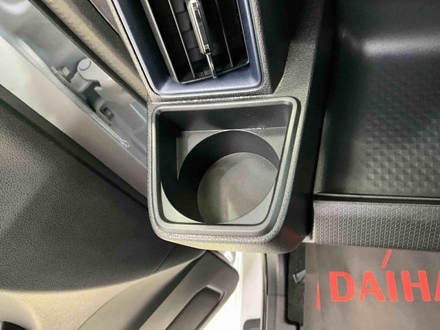 タントカスタムＲＳシャイニングホワイトパール　　ディスプレイオーディオ　　マット付き車　　車内目立った傷なし　　スマートアシスト　　ＬＥＤヘッドランプ（京都府）の中古車