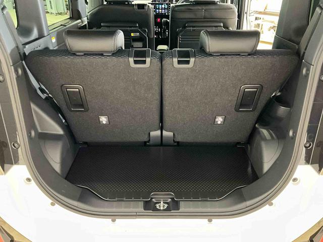 タントカスタムＲＳシャイニングホワイトパール　　ディスプレイオーディオ　　マット付き車　　車内目立った傷なし　　スマートアシスト　　ＬＥＤヘッドランプ（京都府）の中古車