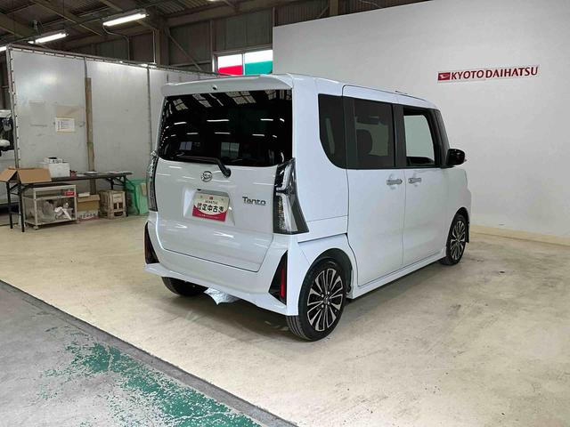 タントカスタムＲＳシャイニングホワイトパール　　ディスプレイオーディオ　　マット付き車　　車内目立った傷なし　　スマートアシスト　　ＬＥＤヘッドランプ（京都府）の中古車
