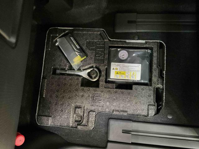 タントカスタムＲＳシャイニングホワイトパール　　ディスプレイオーディオ　　マット付き車　　車内目立った傷なし　　スマートアシスト　　ＬＥＤヘッドランプ（京都府）の中古車