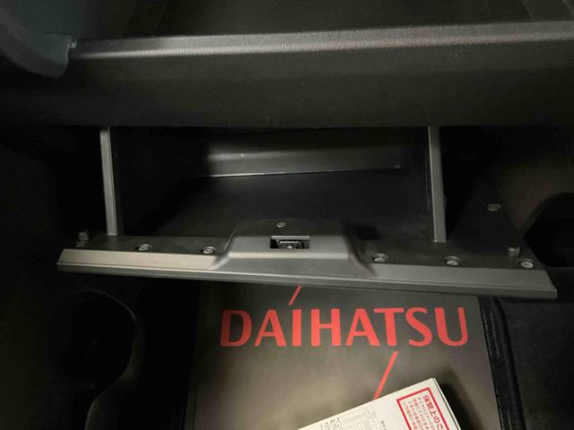 ウェイクＬリミテッドＳＡIIIトニコオレンジ　　純正ナビ　　ＥＴＣ　　マット付　　右後ろドアとフロント左側に塗装跡　スマートアシスト　　ＬＥＤヘッドランプ（京都府）の中古車