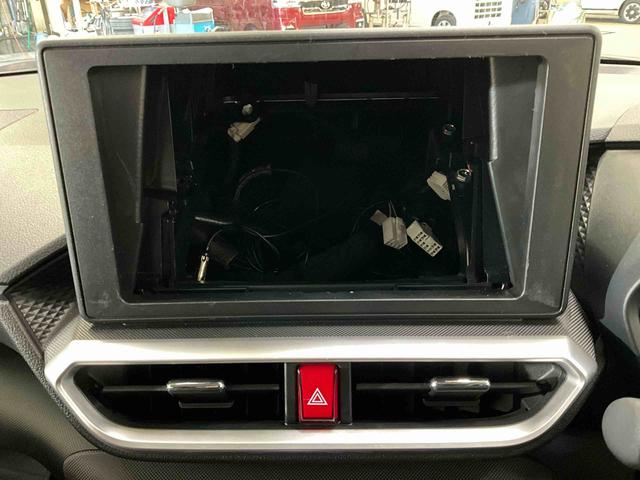 ロッキープレミアムＧワンオーナー　衝突軽減ブレーキ　認定中古車　運転席助手席シートヒーター　クルーズコントロール　ＥＴＣ　電動パーキングブレーキ　オートブレーキホールド機能　オーディオレス車（京都府）の中古車