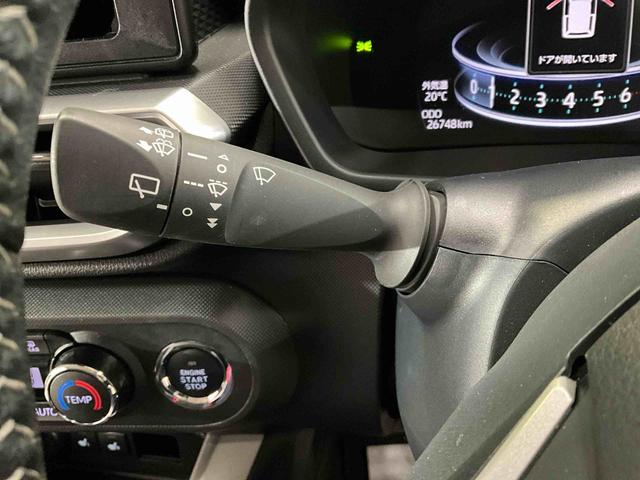 ロッキープレミアムＧワンオーナー　衝突軽減ブレーキ　認定中古車　運転席助手席シートヒーター　クルーズコントロール　ＥＴＣ　電動パーキングブレーキ　オートブレーキホールド機能　オーディオレス車（京都府）の中古車