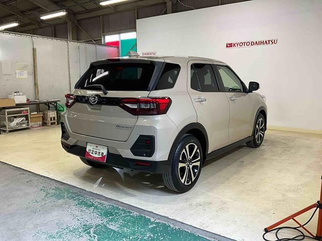 ロッキープレミアムＧワンオーナー　衝突軽減ブレーキ　認定中古車　運転席助手席シートヒーター　クルーズコントロール　ＥＴＣ　電動パーキングブレーキ　オートブレーキホールド機能　オーディオレス車（京都府）の中古車