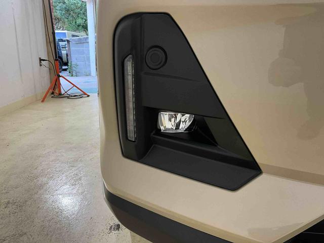 ロッキープレミアムＧワンオーナー　衝突軽減ブレーキ　認定中古車　運転席助手席シートヒーター　クルーズコントロール　ＥＴＣ　電動パーキングブレーキ　オートブレーキホールド機能　オーディオレス車（京都府）の中古車
