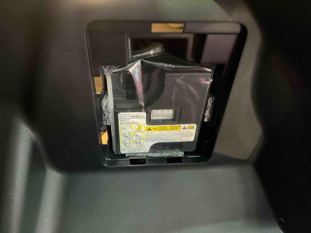 ロッキープレミアムＧワンオーナー　衝突軽減ブレーキ　認定中古車　運転席助手席シートヒーター　クルーズコントロール　ＥＴＣ　電動パーキングブレーキ　オートブレーキホールド機能　オーディオレス車（京都府）の中古車