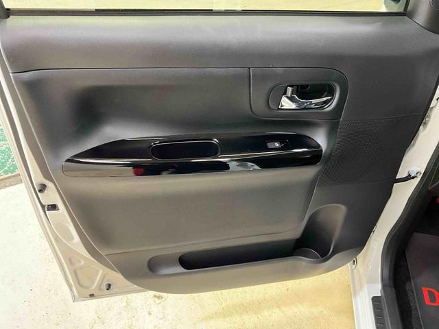 ムーヴキャンバスＧブラックアクセントＶＳ　ＳＡIIIパールホワイト　純正ナビ　ＥＴＣ付車　車内目立った傷なし　スマートアシスト　ＬＥＤヘッドランプ（京都府）の中古車