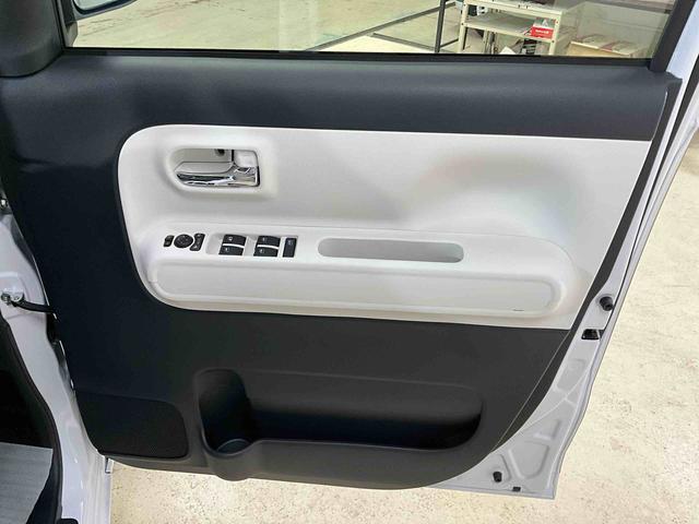 ムーヴキャンバスストライプスＧダイハツ認定中古車　予防安全機能スマートアシスト搭載　アイドリングストップ　オートライト　オートマチックハイビーム　ＬＥＤヘッドライト　キーフリーキー　電動格納ミラー　パノラマモニター　シートヒーター（京都府）の中古車