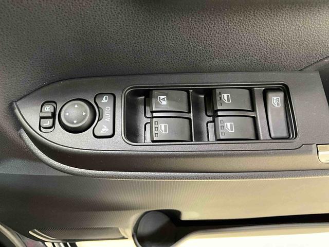 タントカスタムＲＳダイハツ認定中古車　予防安全機能スマートアシスト搭載　アイドリングストップ　オートマチックハイビーム　オートライト　ＬＥＤヘッドライト　電動格納ミラー　キーフリーキー　バックモニター　シートヒーター（京都府）の中古車