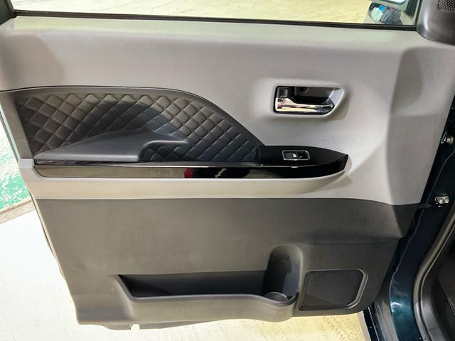 タントカスタムＲＳセレクションターボ車　両側電動スライドドア　ダイハツ純正メモリーナビ　バックカメラ　ＥＴＣ　前後方録画タイプドライブレコーダー　キーフリーシステム　スマートアシスト　運転席ロングスライドシート　ＬＥＤヘッドライト（京都府）の中古車