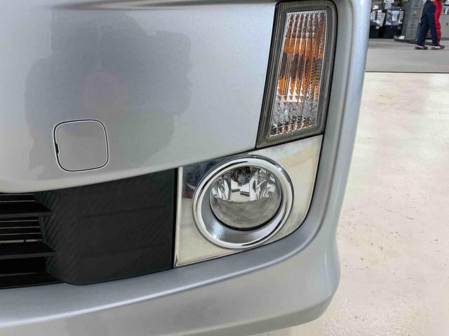 ムーヴカスタム　Ｘ　２ＷＤ　ＣＶＴＣＤチューナー　プッシュボタンエンジンスタート　アルミホイール　ＬＥＤヘッドライト　アイドリングストップ　オートライト　カーペットマット　オートエアコン　バイザー　フォグランプ　パワステ　ＡＢＳ（京都府）の中古車