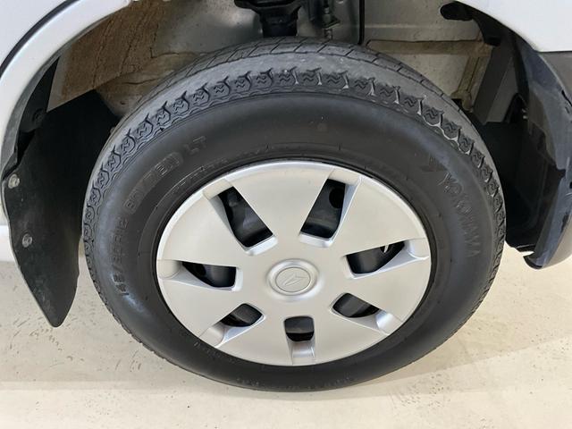 ハイゼットカーゴクルーズＳＡIII　５ＭＴ　４ＷＤ　ＣＤ　ＬＥＤヘッドランプ５速ミッション車　切替式４ＷＤ　ＣＤデッキ　電動格納ドアミラー　ＬＥＤヘッドライト　オートライト　オートハイビーム　スマートアシスト　パワーステアリング　パワーウィンドウ　エアコン　キーレス（京都府）の中古車