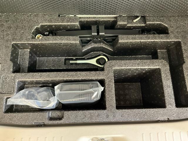 タントＬ　ＳＡII　スマートアシストII　２ＷＤ　ＣＶＴナビ　ワンセグチューナー　バックカメラ　ＥＴＣ　キーレスリモコン　マニュアルエアコン　ホイールキャップ　アイドリングストップ　カーペットマット　ＣＤ　パワステ　パワーウインド　両側リヤスライドドア（京都府）の中古車