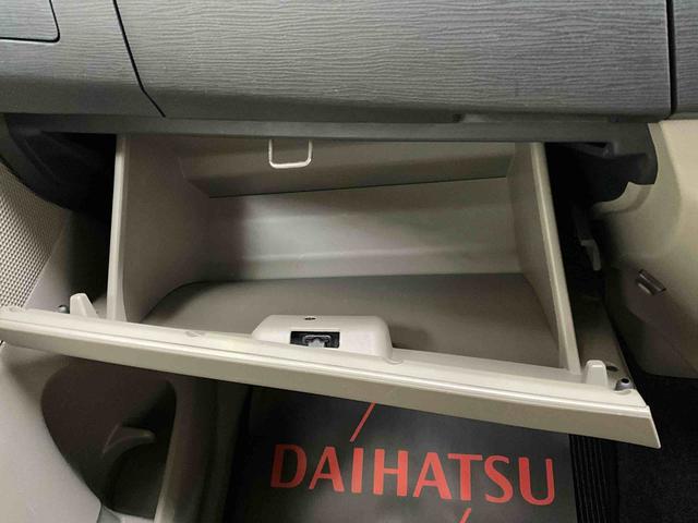 ムーヴＬ　２ＷＤ　ＣＶＴＣＤチューナー　オートエアコン　キーレスリモコン　アイドリングストップ　カーペットマット　ホイールキャップ　電動格納式ドアミラー　バイザー　パワステ　パワーウインド　運転席・助手席エアバッグ　ＡＢＳ（京都府）の中古車