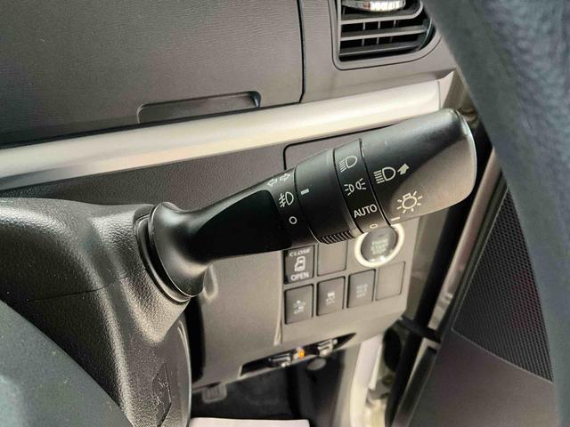 タントカスタムＸ　トップエディションＳＡII片側電動スライドドア　ダイハツ純正メモリーナビ　バックカメラ　ＥＴＣ　ＬＥＤヘッドライト　オートライト　スマートアシスト２　オートエアコン　キーフリーシステム　プッシュスタート　アルミホイール（京都府）の中古車