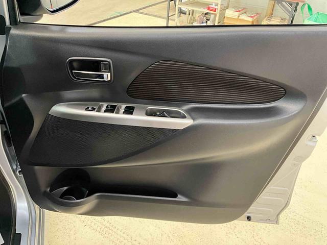 ｅＫカスタムＧ　２ＷＤ　ＣＶＴナビ　バックカメラ　フルセグチューナー　ブルートゥース対応　ＥＴＣ　社外ドライブレコーダー　プッシュボタンエンジンスタート　アルミホイール　オートエアコン　カーペットマット　バイザー　ＣＤ　ＡＢＳ（京都府）の中古車