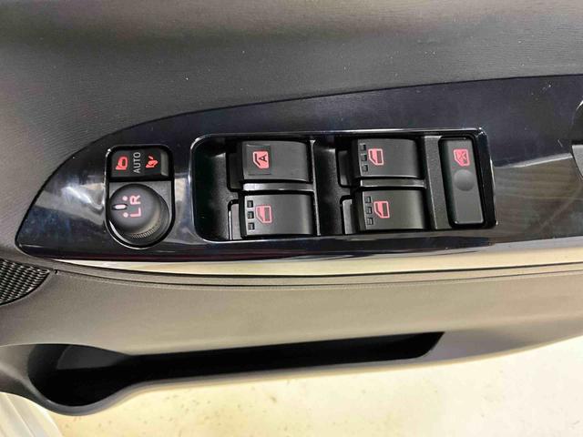 タントカスタムＸ　トップエディションリミテッドＳＡIIIワンオーナー　衝突軽減ブレーキ　認定中古車　ナビ　ドライブレコーダー　ＥＴＣ　パノラマモニター　両側電動スライドドア　運転席シートヒーター　オートライト　ＬＥＤヘッドライト（京都府）の中古車