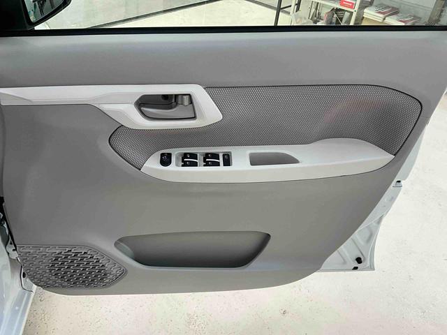 ムーヴＬ　ＳＡIIワンオーナー　衝突軽減ブレーキ　認定中古車　ナビ　ＥＴＣ　ワンセグ　キーレスエントリー　アイドリングストップ　エアコン　純正ホイールキャップ（京都府）の中古車