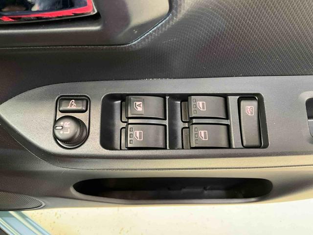 ミライースＸ　ＳＡIII　スマートアシストIII　２ＷＤ　ＣＶＴナビ　フルセグチューナー　ブルートゥース対応　キーレスエントリー　スマートアシストＩＩＩ　マニュアルエアコン　ＬＥＤヘッドライト　コーナーセンサー　アイドリングストップ　ＥＴＣ　オートハイビーム（京都府）の中古車