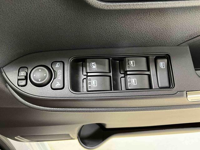 タントカスタムＸダイハツ認定中古車　予防安全機能スマートアシスト搭載　アイドリングストップ　オートライト　オートマチックハイビーム　電動格納ミラー　ＬＥＤヘッドライト　バックモニター　キーフリーキー　シートヒーター（京都府）の中古車
