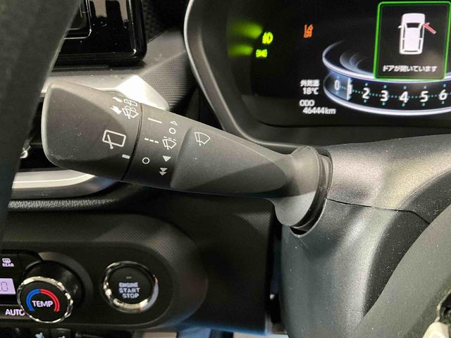 ロッキーＧダイハツ認定中古車　予防安全機能スマートアシスト搭載　アイドリングストップ　オートライト　オートマチックハイビーム　ＬＥＤヘッドライト　電動格納ミラー　バックモニター　キーフリーキー　シートヒーター（京都府）の中古車