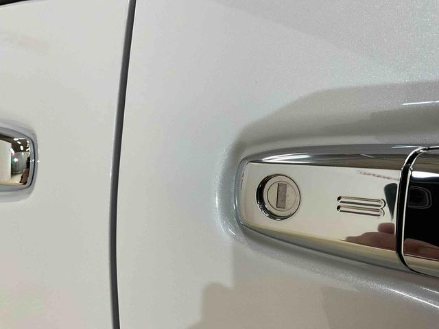 タントカスタムＸオーディオレス　バックカメラ　両側電動スライドドア　オートライト　オートハイビーム　ＬＥＤヘッドライト　ＬＥＤフォグランプ　運転席助手席シートヒーター　プッシュスタート　キーフリーシステム（京都府）の中古車