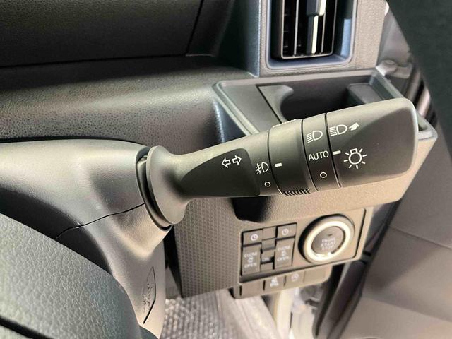タントカスタムＸダイハツ認定中古車　予防安全機能スマートアシスト搭載　アイドリングストップ　オートライト　オートマチックハイビーム　ＬＥＤヘッドライト　電動格納ミラー　バックモニター　シートヒーター　キーフリーキー（京都府）の中古車