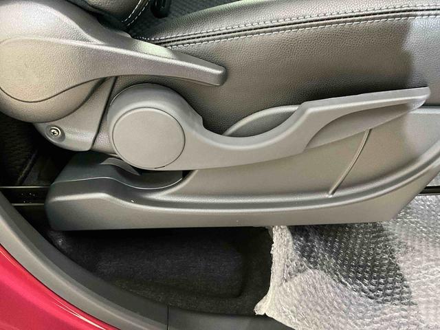 タントカスタムＲＳ　ターボ　スマートアシスト　２ＷＤ　ＣＶＴ１０インチナビ　バックカメラ　フルセグチューナー　ブルートゥース対応　ターボ　スマートアシスト　プッシュボタンエンジンスタート　両側リヤパワースライドドア　ＬＥＤヘッドライト　アルミホイール　ＡＢＳ（京都府）の中古車