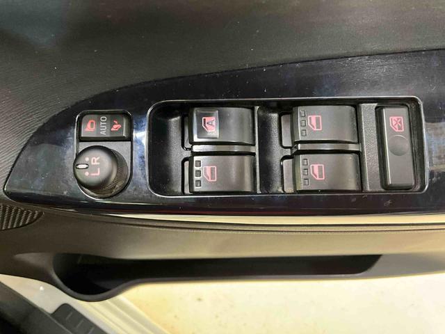 タントカスタムＸ　トップエディションＶＳ　ＳＡIII　ナビ　ＥＴＣナビ　パノラマモニター　ＥＴＣ　ＬＥＤヘッドライト　ＬＥＤフォグランプ　キーフリー　電動格納ドアミラー　電動スライドドア　オートエアコン（京都府）の中古車