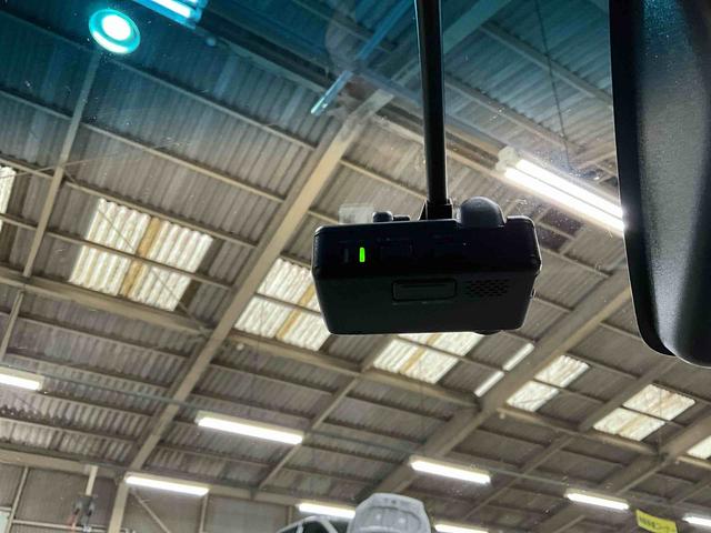 ムーヴＸリミテッドII　ＳＡIIIディスプレイオーディオ　バックカメラ　ＬＥＤヘッドランプ　アイドリングストップ　プッシュボタンスタート　キーフリー　デュアルエアバッグ　ＡＢＳ　安全ボディ　シートヒーター　ベンチシート　オートエアコン（京都府）の中古車