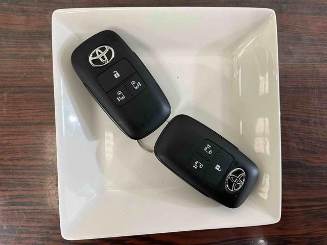 ルーミーカスタムＧナビ　パノラマモニター　ＥＴＣ　ドラレコ　ＬＥＤヘッドランプ　両側電動スライドドア　クルーズコントロール　シートヒーター　アイドリングストップ　キーフリー　オートライト　オートエアコン　ＡＢＳ（京都府）の中古車