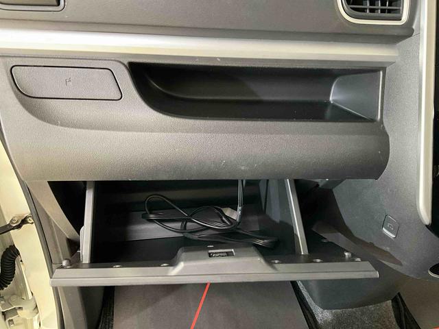 タントカスタムＸ　ＳＡナビ　バックカメラ　ＬＥＤヘッドライト　フォグランプ　キーフリー　電動格納ドアミラー　片側電動スライドドア　オートエアコン（京都府）の中古車