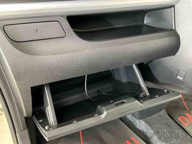タントカスタムＸ　トップエディションＳＡIIナビ　バックカメラ　ＬＥＤヘッドライト　ＬＥＤフォグランプ　キーフリー　電動格納ドアミラー　片側電動スライドドア　オートエアコン（京都府）の中古車