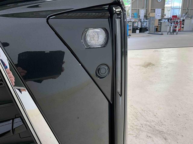 タントカスタムＸ　届出済み未使用車　ＬＥＤヘッドランプ　スマアシバックカメラ対応　ＬＥＤヘッドランプ　両側電動スライドドア　プッシュボタンスタート　キーフリー　アイドリングストップ　シートヒーター　ベンチシート　オートエアコン　オートライト　アルミホイール　ＡＢＳ（京都府）の中古車