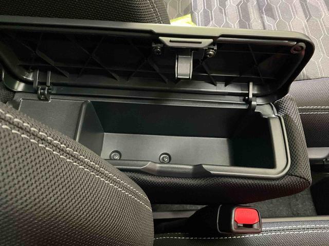 タフトＧ　クロムベンチャー　スマートアシスト　届出済み未使用車スマートアシスト　バックカメラ　プッシュボタンエンジンスタート　シートヒーター　ＬＥＤヘッドライト　オートエアコン　オートライト　コーナーセンサー　アルミホイール　サンルーフ　アイドリングストップ（京都府）の中古車