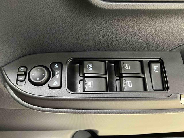 タントカスタムＸ　届出済未使用車ダイハツ認定中古車　予防安全機能スマートアシスト搭載　アイドリングストップ　オートライト　オートマチックハイビーム　ＬＥＤヘッドライト　電動格納ミラー　バックモニター　キーフリーキー　シートヒーター（京都府）の中古車