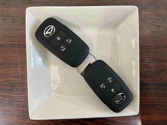 タントカスタムＸ　届出済未使用車ダイハツ認定中古車　予防安全機能スマートアシスト搭載　アイドリングストップ　オートライト　オートマチックハイビーム　ＬＥＤヘッドライト　電動格納ミラー　バックモニター　キーフリーキー　シートヒーター（京都府）の中古車